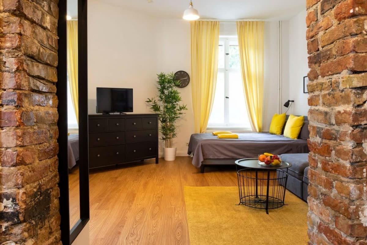 Shabby Chic Plus Self Checkin And Free Street Parking Berlin Exterior photo